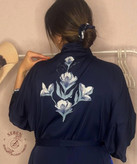 پشت روبدوشامبر ماه پوش