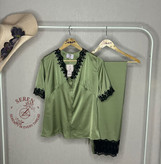 بلوز آستین بلند به همراه شلوار ساتن